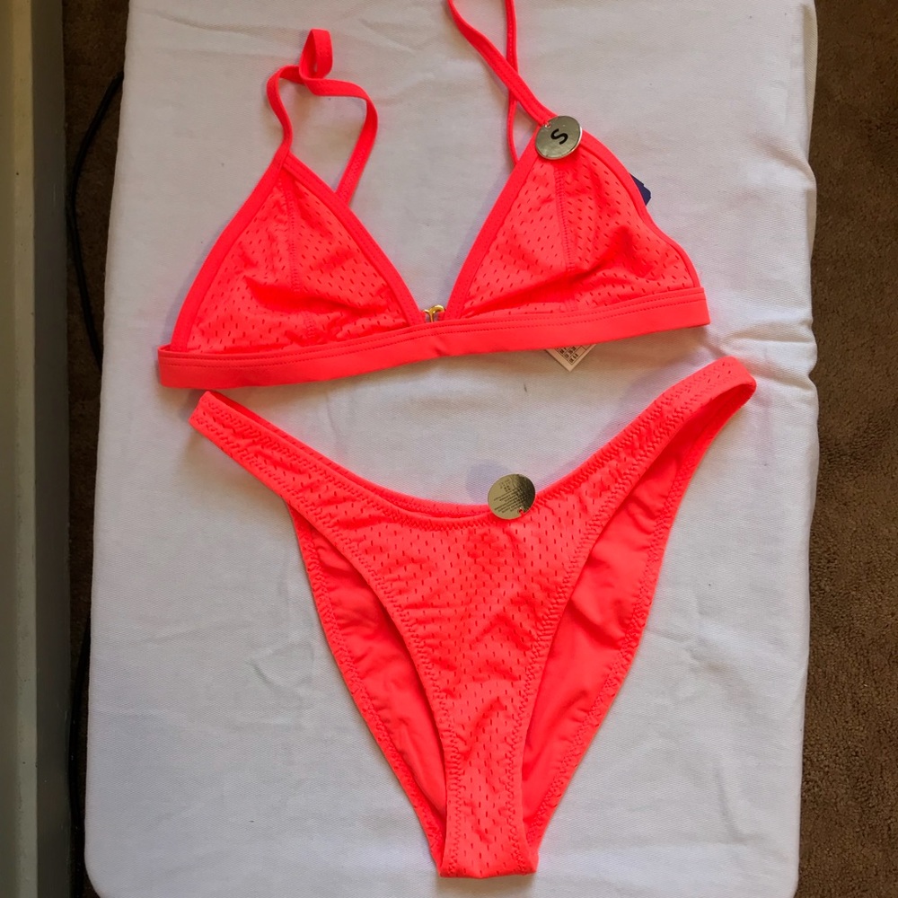 ⭐️last call ⭐️ Forever 21 orange swimsuit